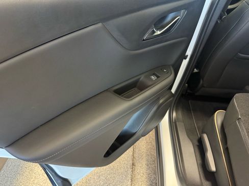 Used 2023 Chevrolet Blazer Premier w/ Driver Confidence II Package image 11