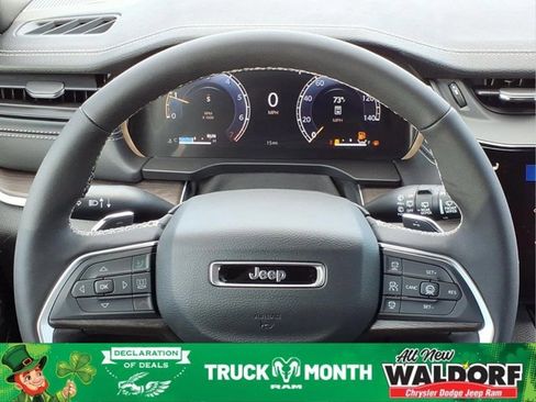 New 2026 Jeep Grand Cherokee Altitude AWD/4WD image 16