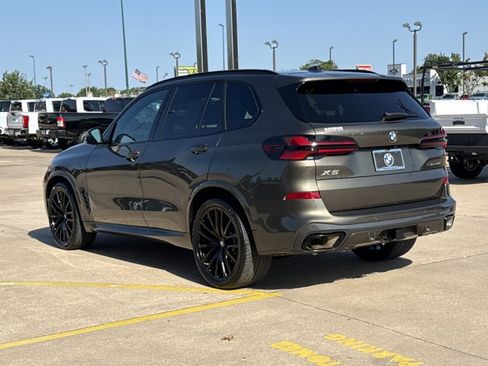 Used 2024 BMW X5 xDrive40i w/ M Sport Package AWD/4WD image 12