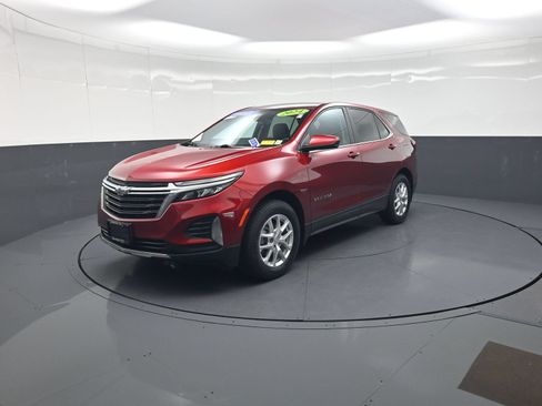 Used 2024 Chevrolet Equinox LT w/ LPO, Floor Liner Package AWD/4WD image 7