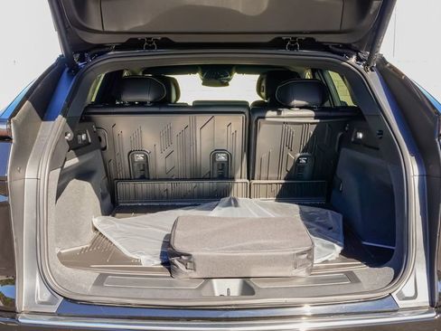 New 2026 Cadillac Lyriq Luxury w/ LPO, Floor Liner Package image 9