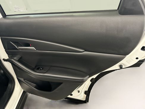 Used 2023 MAZDA CX-30 AWD 2.5 S w/ Select Package image 32