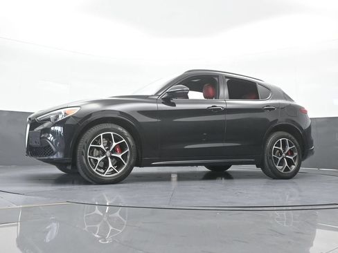 Used 2020 Alfa Romeo Stelvio Ti Sport w/ Quick Order Package 22S Sport AWD/4WD image 57