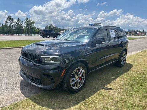Used 2024 Dodge Durango R/T w/ Tow 'N Go Package AWD/4WD image 4