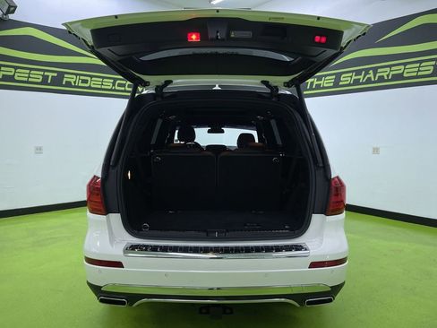 Used 2015 Mercedes-Benz GL 450 4MATIC w/ Lighting Package image 9