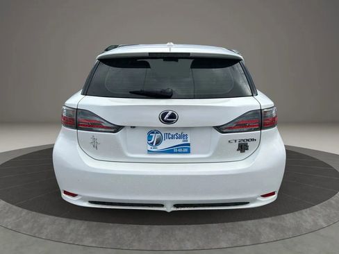 Used 2011 Lexus CT 200h image 7