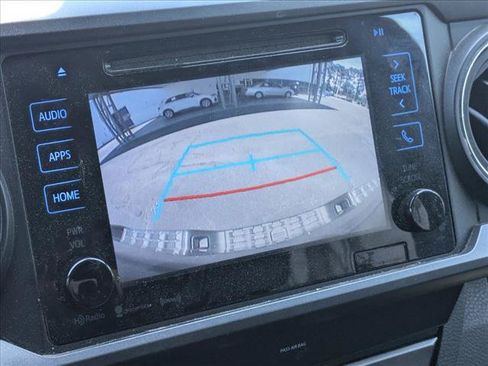 Used 2019 Toyota Tacoma TRD Sport RWD image 12