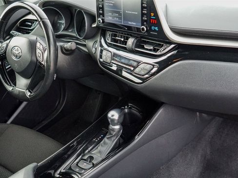 Used 2019 Toyota C-HR XLE FWD image 28