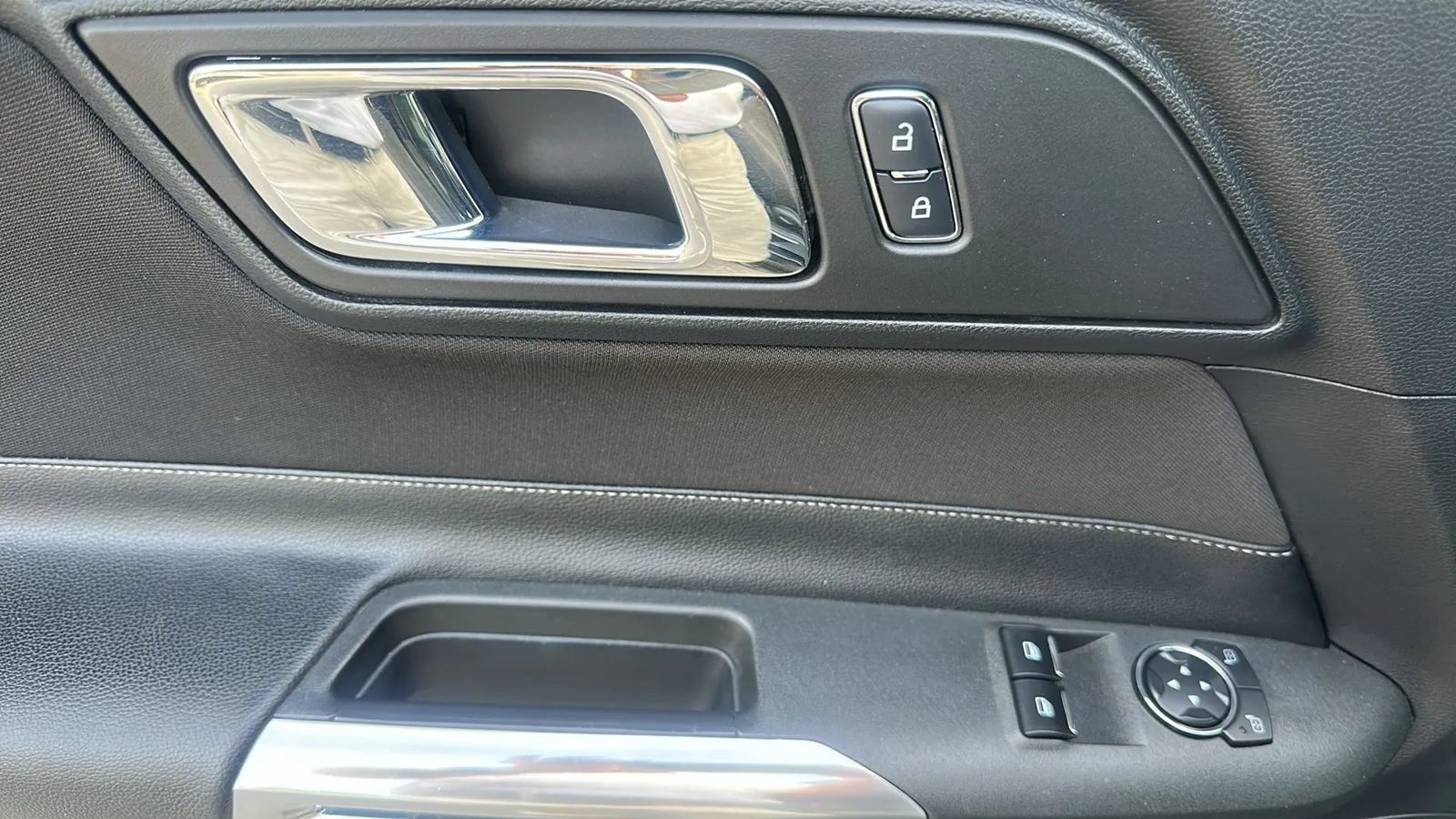 Used 2016 Ford Mustang GT RWD image 20