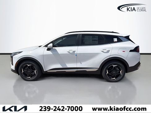 New 2026 Kia Sportage EX FWD image 3
