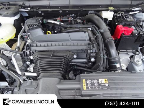 Used 2026 Lincoln Nautilus Premier AWD/4WD image 43