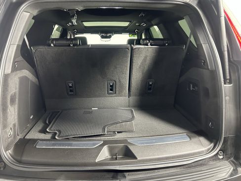 Used 2023 Cadillac Escalade Premium Luxury image 20