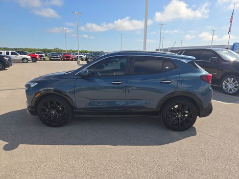 Certified 2025 Buick Encore GX Sport Touring w/ Experience Buick Package FWD image 7