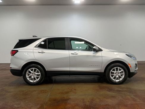 Used 2022 Chevrolet Equinox LT image 23