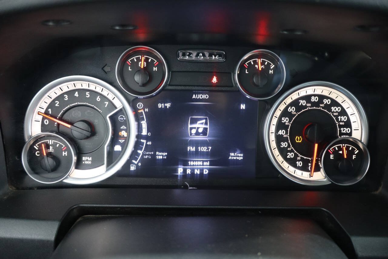 Used 2013 RAM 1500 SLT RWD image 13