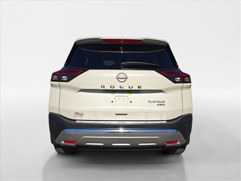 Certified 2023 Nissan Rogue Platinum w/ Platinum Premium Package image 5