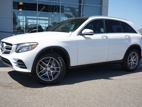 Used 2017 Mercedes-Benz GLC 300 image 3