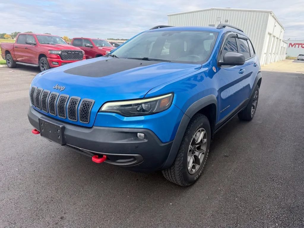 Used 2020 Jeep Cherokee Trailhawk AWD/4WD image 4