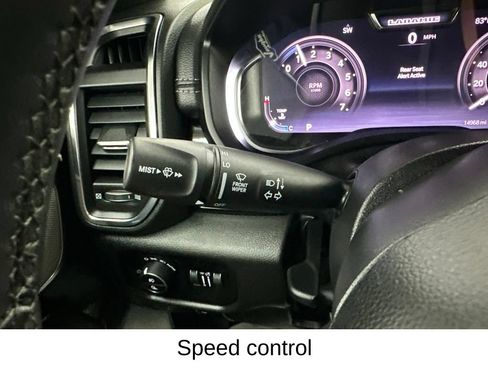 Used 2025 RAM 1500 Laramie AWD/4WD image 44