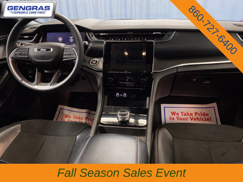 Used 2023 Jeep Grand Cherokee Altitude AWD/4WD image 41