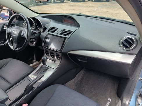 Used 2011 MAZDA MAZDA3 i Touring FWD image 14
