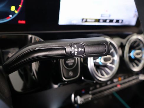 Used 2021 Mercedes-Benz GLA 35 AMG 4MATIC image 9