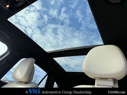 Certified 2025 Mercedes-Benz GLC 300 4MATIC image 18