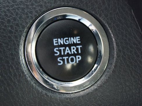 Used 2023 Toyota Camry XSE image 8