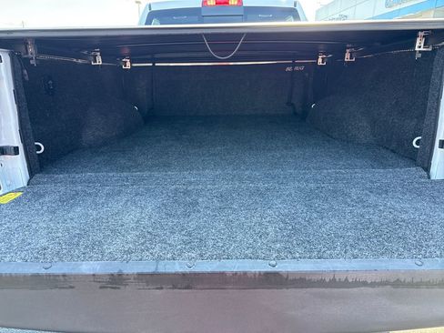 Used 2024 RAM 2500 Laramie w/ Sport Appearance Package image 29