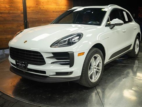 Used 2020 Porsche Macan S AWD/4WD image 2