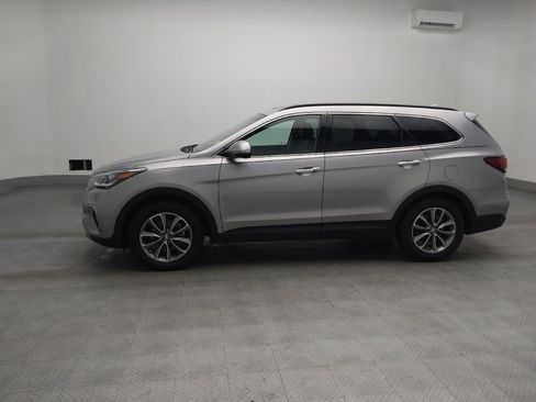 Used 2017 Hyundai Santa Fe Limited image 2