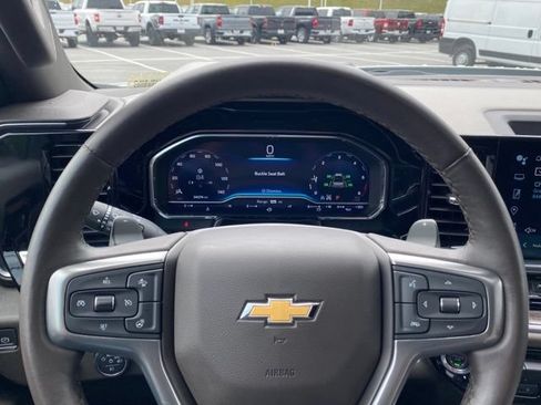 Used 2023 Chevrolet Silverado 1500 LTZ w/ LTZ Premium Package AWD/4WD image 13