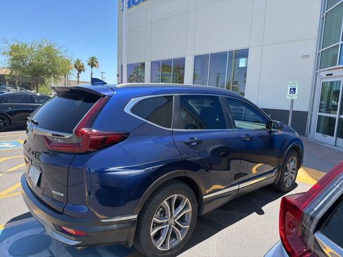 Used 2020 Honda CR-V Touring image 2