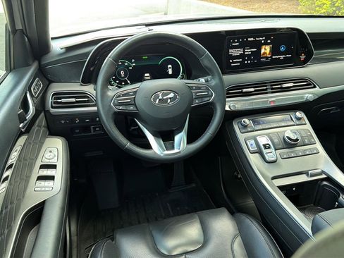 Used 2022 Hyundai Palisade Calligraphy w/ Cargo Package FWD image 18
