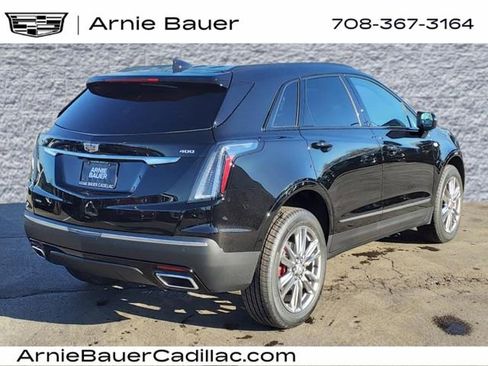 New 2025 Cadillac XT5 Sportv image 8