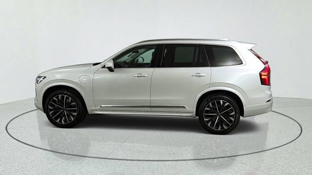 New 2026 Volvo XC90 T8 Core w/ Protection Package Premier AWD/4WD image 4