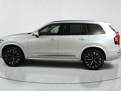 New 2026 Volvo XC90 T8 Core w/ Protection Package Premier AWD/4WD image 4