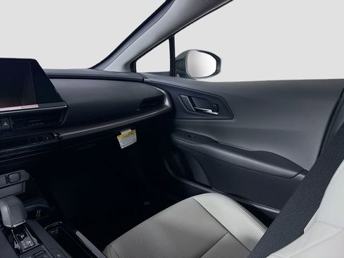 New 2026 Toyota Prius XLE image 14