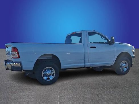 Used 2024 RAM 2500 Tradesman w/ Chrome Appearance Group image 4
