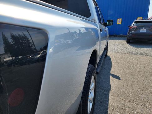 Used 2014 Nissan Titan S AWD/4WD image 29