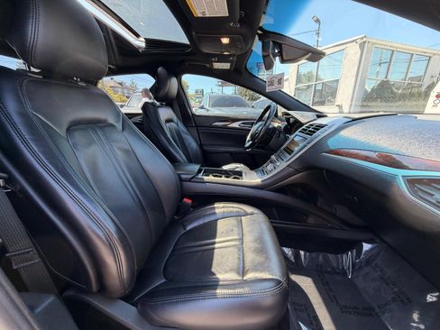 Used 2019 Lincoln MKZ Reserve w/ Reserve Plus Package AWD/4WD image 30
