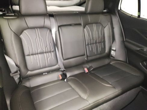 New 2026 Buick Envista Avenir FWD image 10