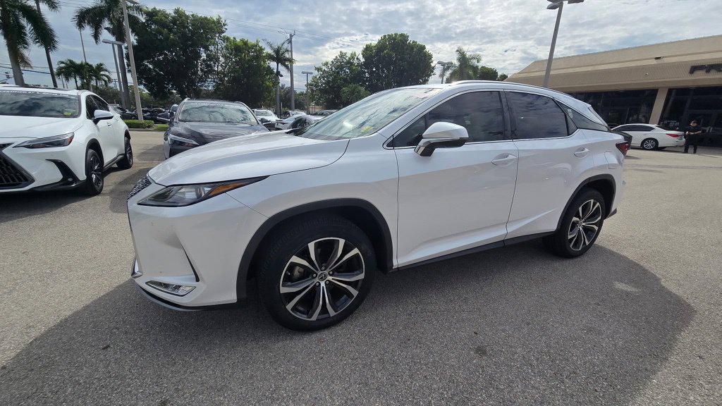Certified 2022 Lexus RX 350 FWD w/ Premium Package image 6