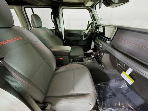 New 2026 Jeep Wrangler Unlimited Rubicon image 25