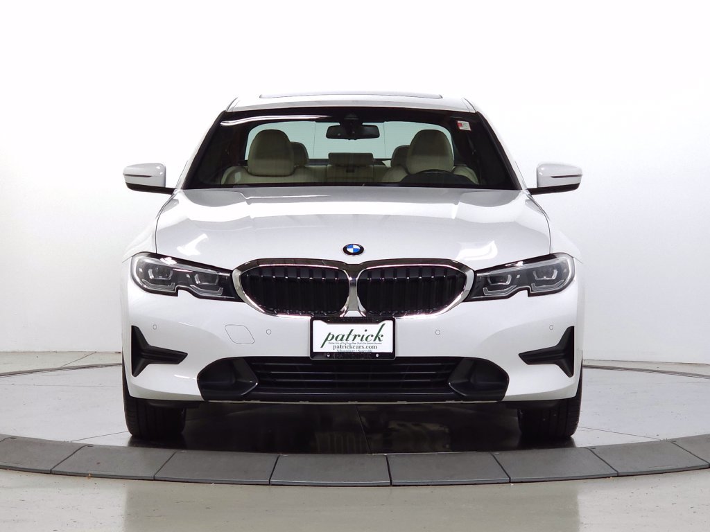 Used 2022 BMW 330i xDrive Sedan w/ Driving Assistance Package AWD/4WD image 10