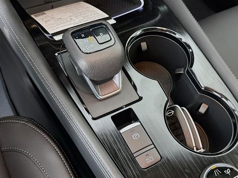 New 2026 Nissan Rogue Platinum AWD/4WD image 19