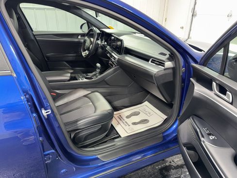 Used 2023 Kia K5 GT-Line image 10