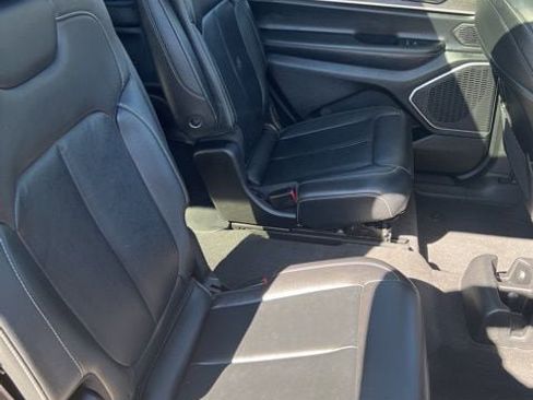 Certified 2022 Jeep Grand Cherokee L Limited AWD/4WD image 14
