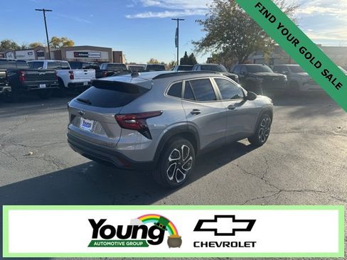 New 2026 Chevrolet Trax RS w/ Sunroof Package image 7