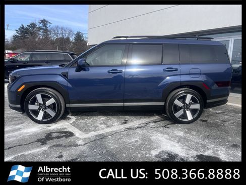 Used 2025 Hyundai Santa Fe Limited image 2